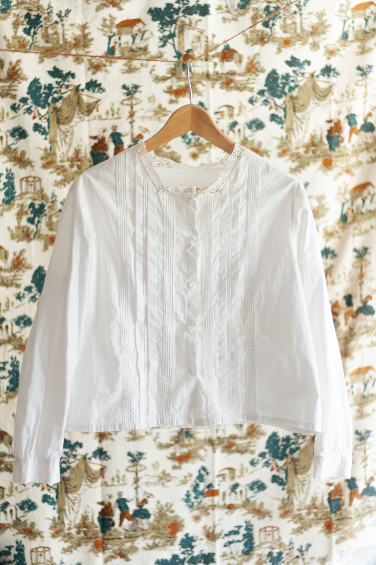 BLOUSE ANTIQUE