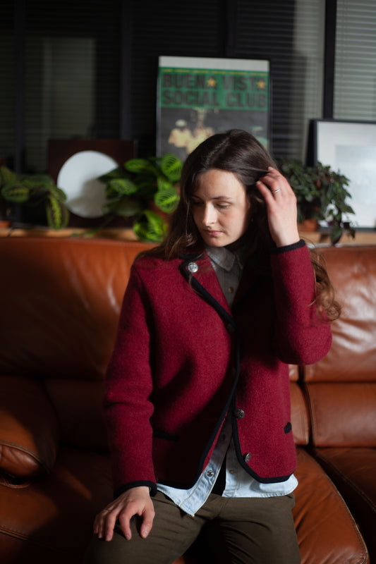 VESTE AUTRICHIENNE EN LAINE