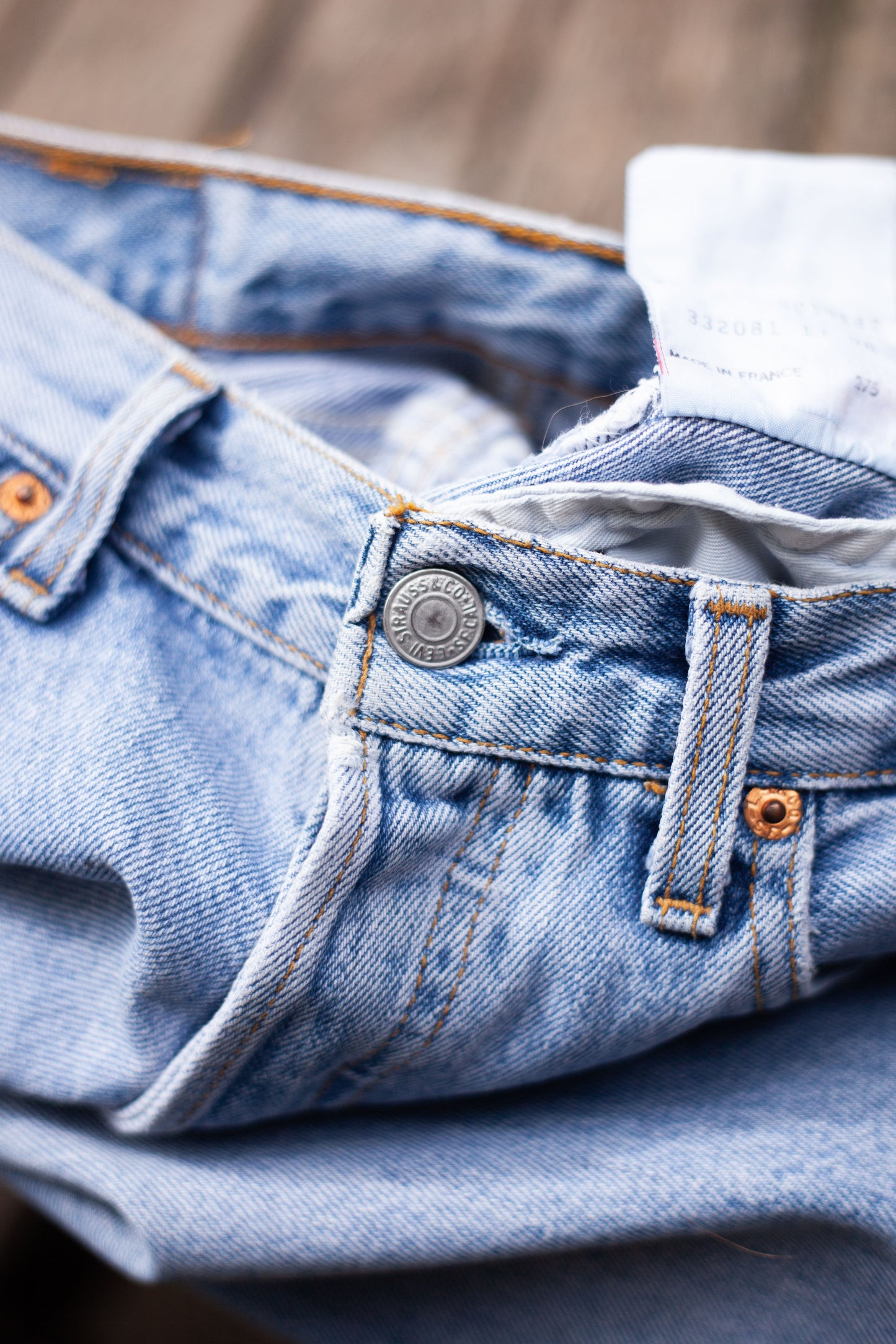 JEAN LEVI'S 501 VINTAGE MADE IN FRANCE