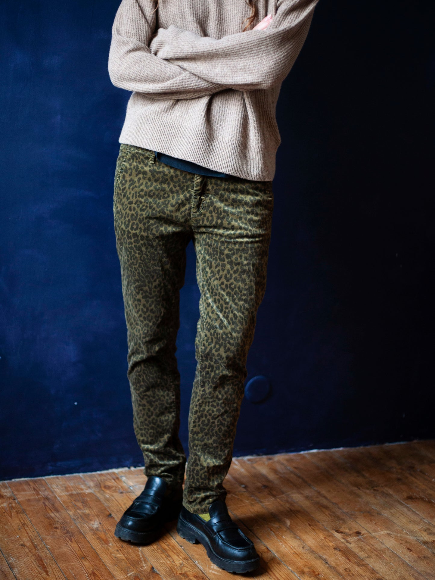 PANTALON LÉOPARD HOD W29