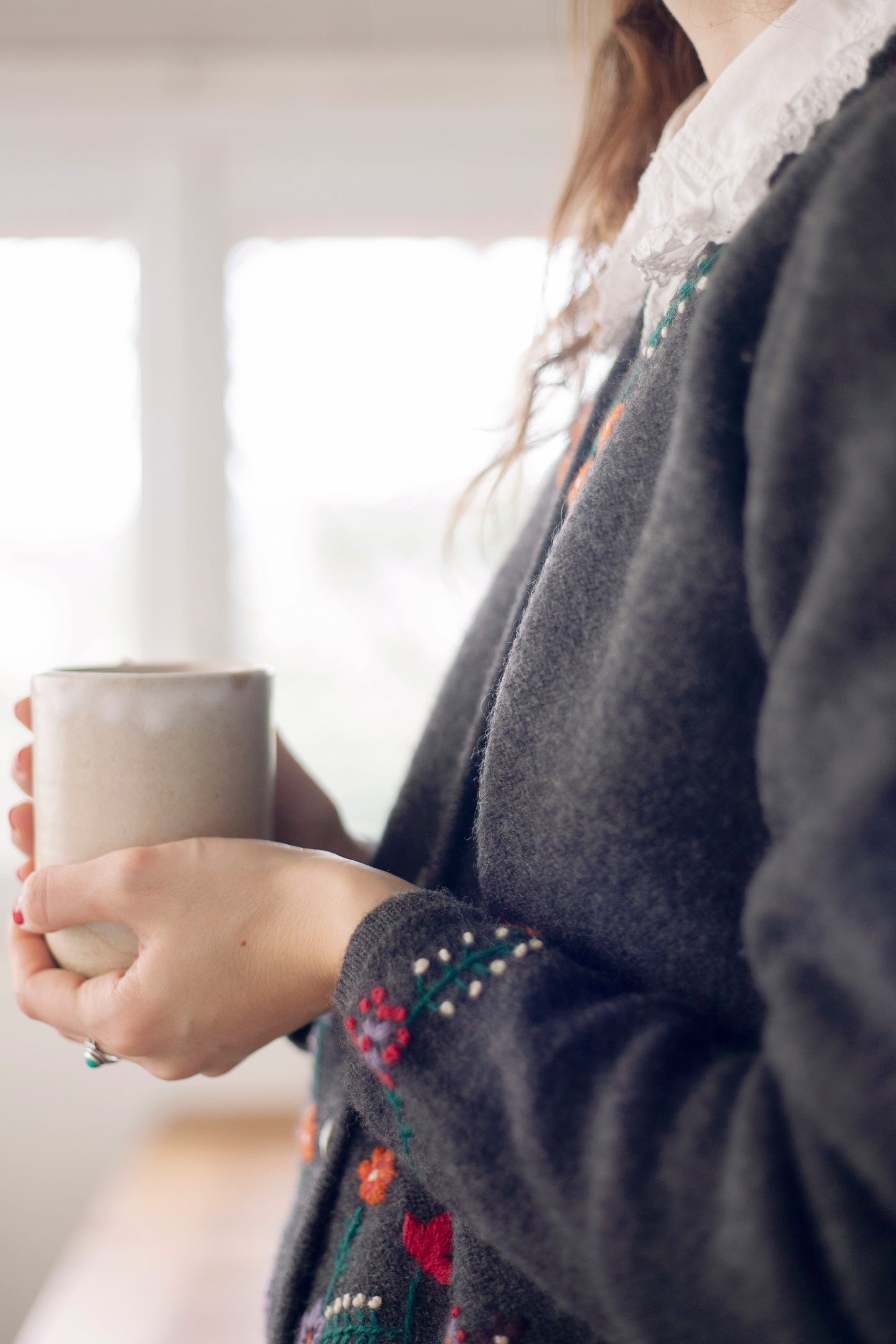 CARDIGAN FLEURS BRODÉES