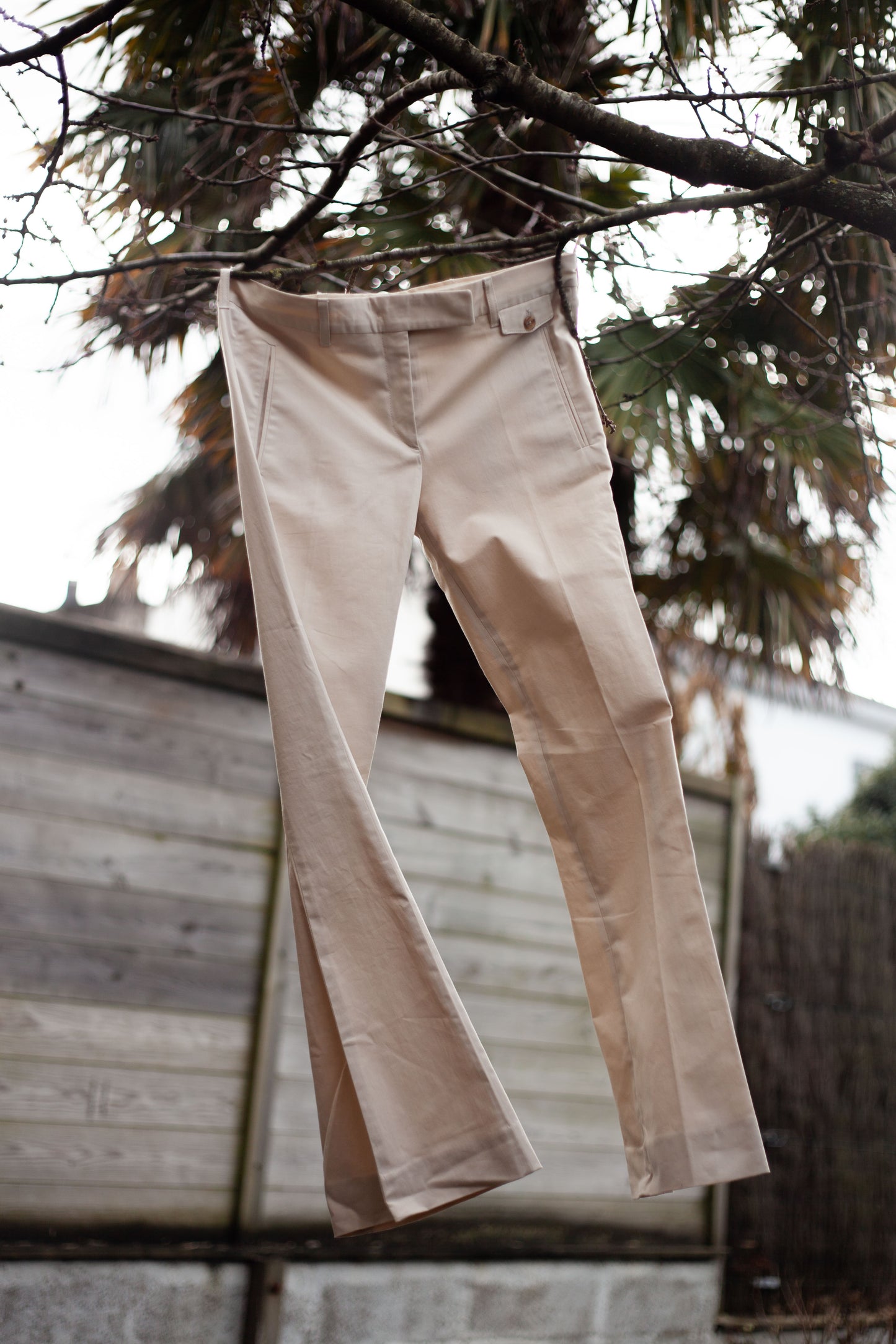 PANTALON PRADA FLARE