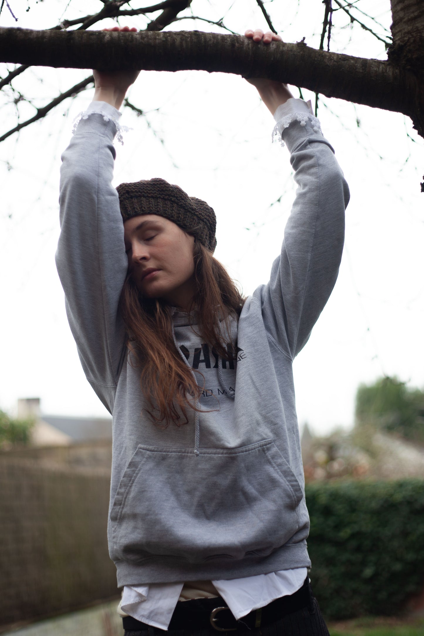 SWEAT THRASHER