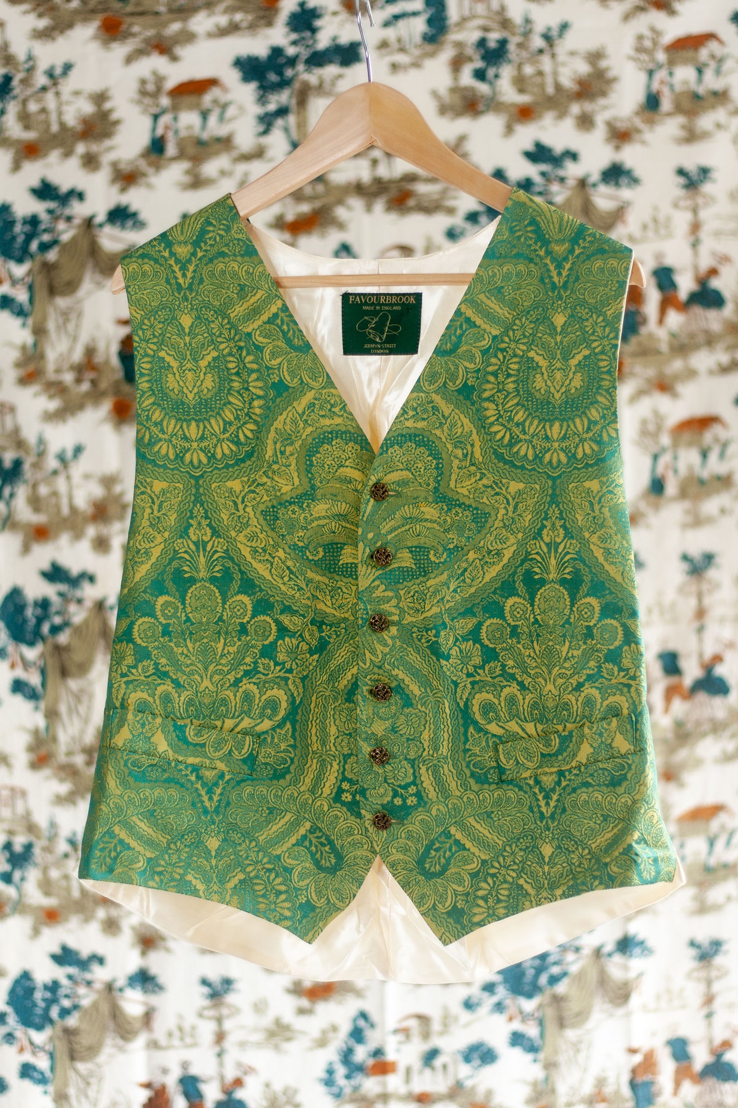 GILET EN SOIE FAVOURBROOK