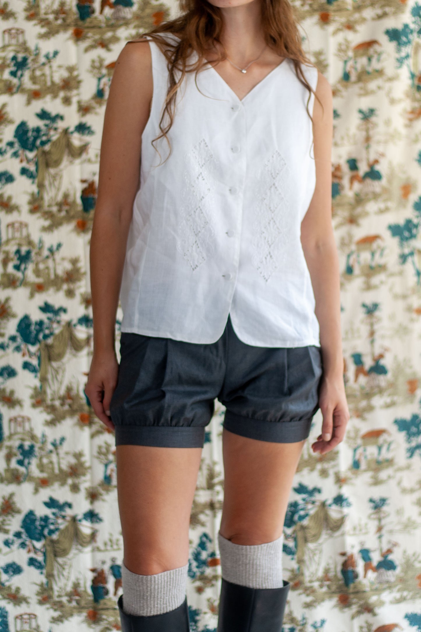 DÉBARDEUR VINTAGE BRODÉ