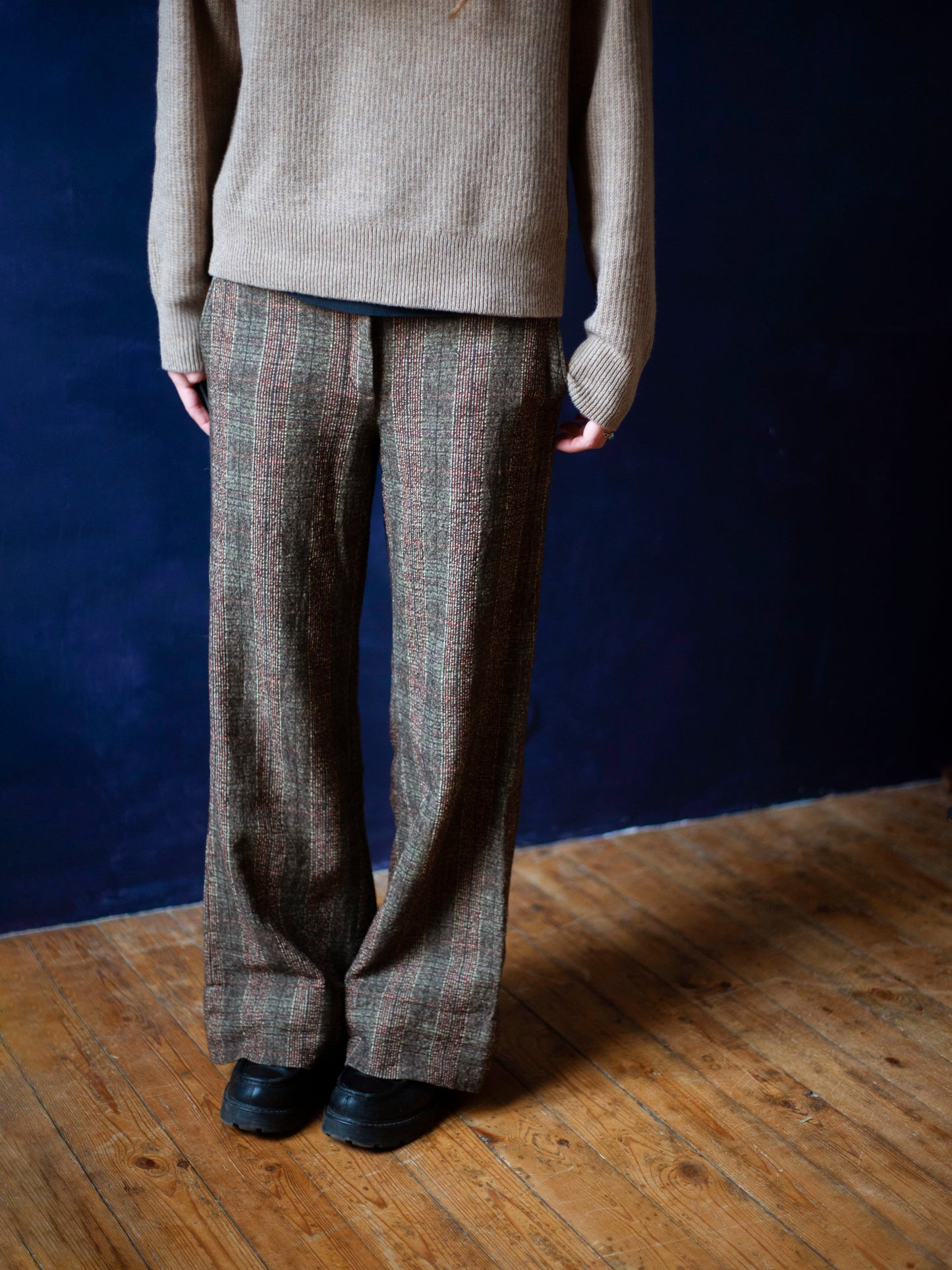 PANTALON EN LAINE KENZO (TAILLE 40-42)