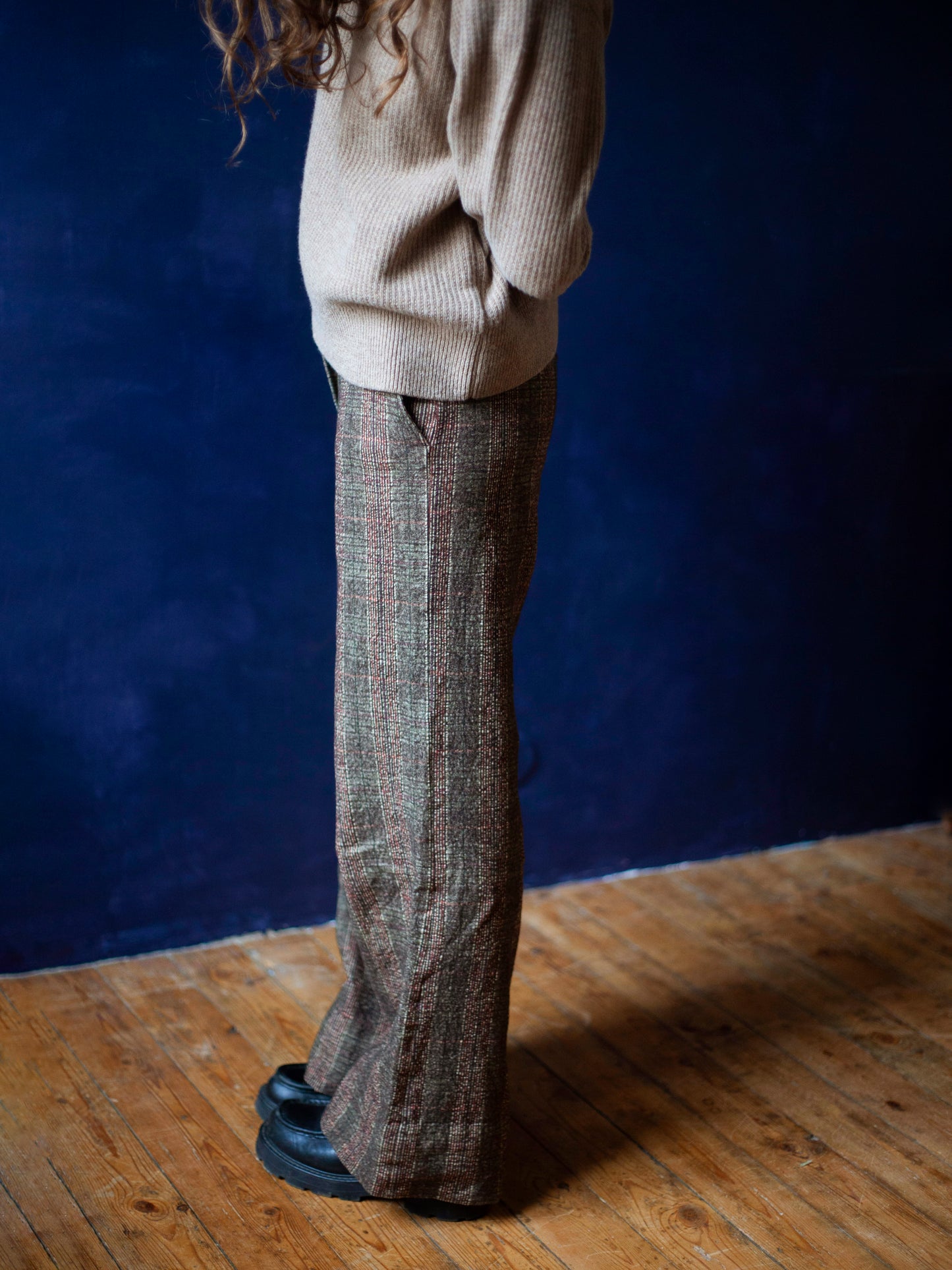 PANTALON EN LAINE KENZO (TAILLE 40-42)